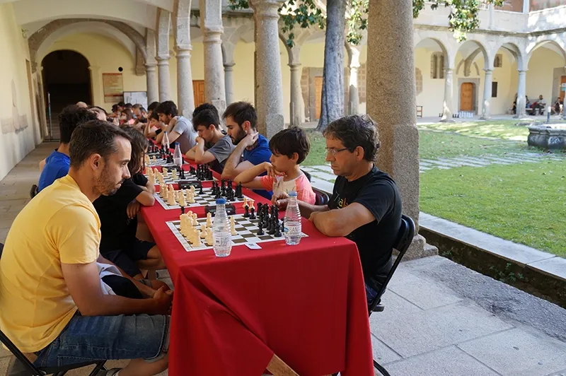 Foto 5 - Antonio Rup&eacute;rez y Pilar D&iacute;az se proclaman campeones del 9&ordm; Torneo de Ajedrez Ferias de B&eacute;jar