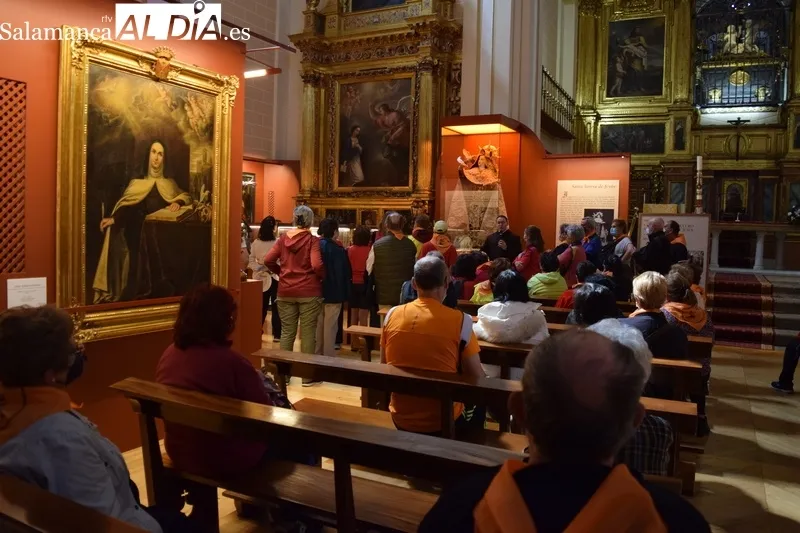 Foto 2 - Un nutrido grupo de peregrinos visita Alba de Tormes con motivo de la celebraci&oacute;n del S&iacute;nodo