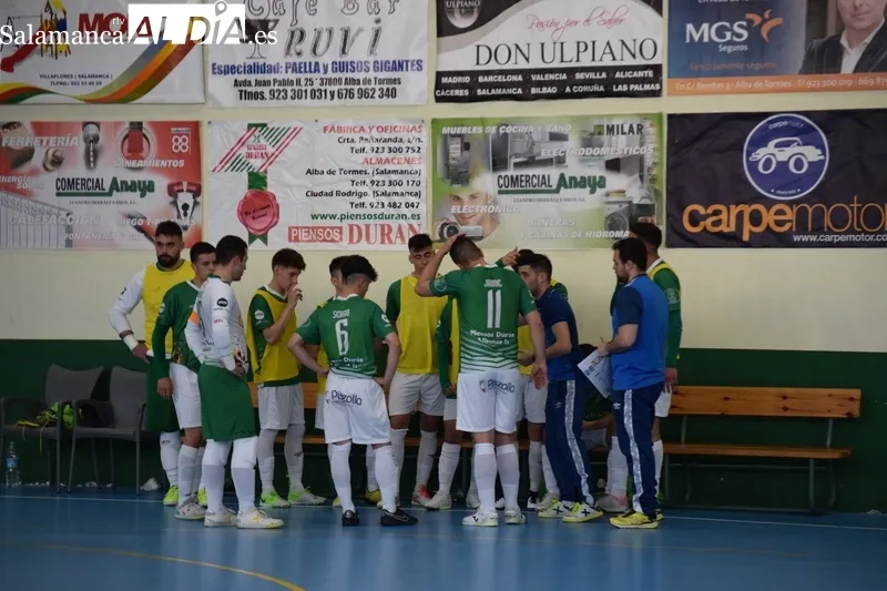 Foto 4 - Goleada para despedir la temporada en casa (8-4)