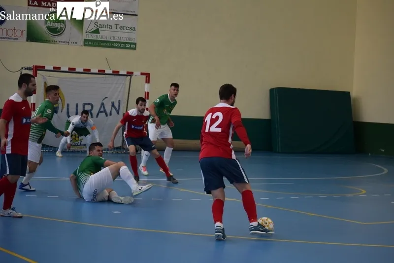 Foto 2 - Goleada para despedir la temporada en casa (8-4)