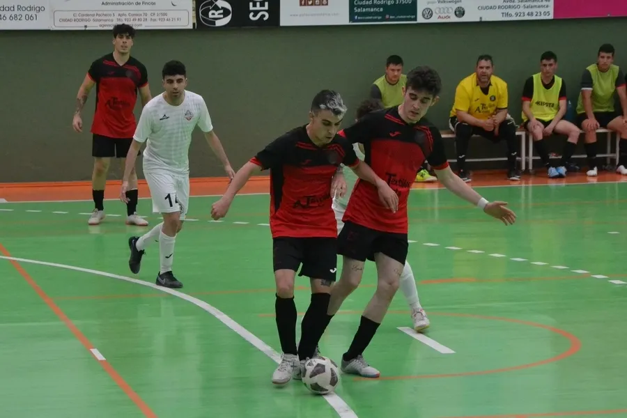 Foto 6 - El III Senior dice adi&oacute;s a su afici&oacute;n alcanzando el rep&oacute;ker de victorias consecutivas en casa