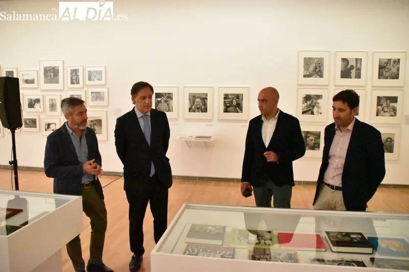 Presentación de la exposición ‘Lee Friedlander’ en el Museo DA2 | Fotos: Vanesa Martins
