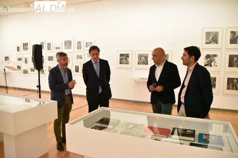 Presentación de la exposición ‘Lee Friedlander’ en el Museo DA2 | Fotos: Vanesa Martins