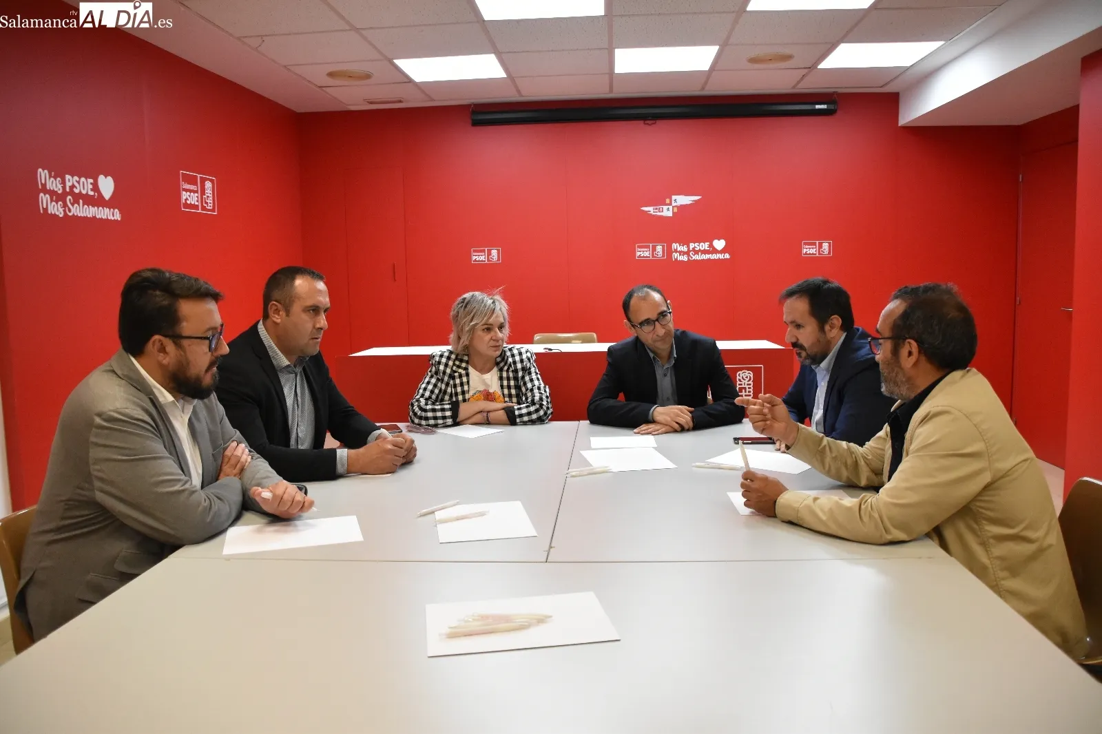 Reunión en la sede del PSOE de Salamanca | Fotos: Vanesa Martins 