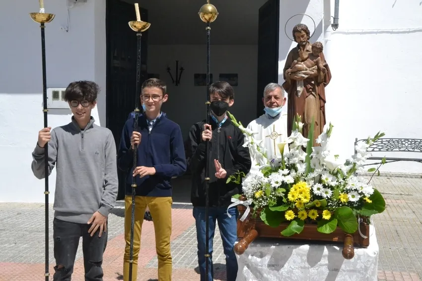 Foto 6 - San Jos&eacute; Obrero recorre Ivanrey pidiendo por los trabajadores y bendiciendo los campos