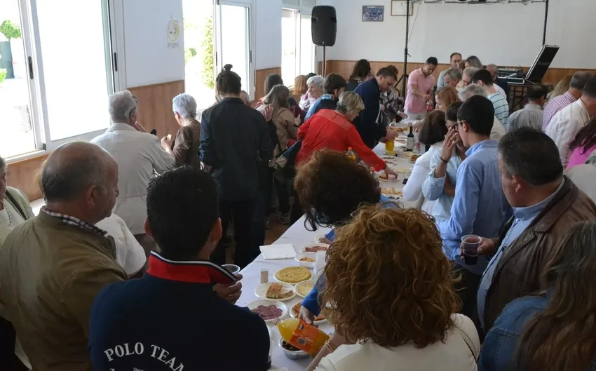 Foto 2 - San Jos&eacute; Obrero recorre Ivanrey pidiendo por los trabajadores y bendiciendo los campos