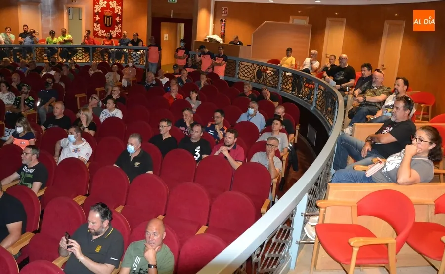 Foto 6 - Unos 200 moteros se dan cita en Mir&oacute;briga para tomar parte en la IV Salamanca Challenge