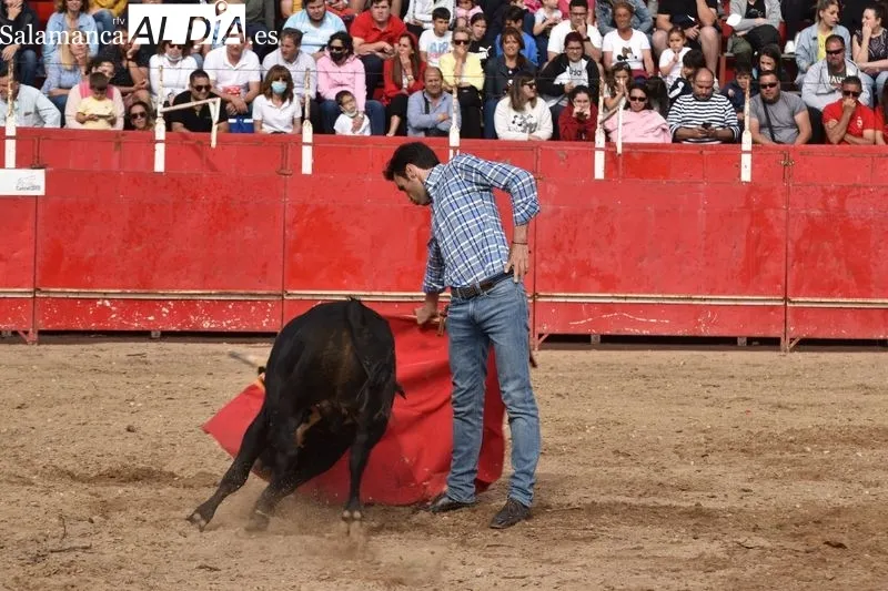 Tarde taurina en Villamayor