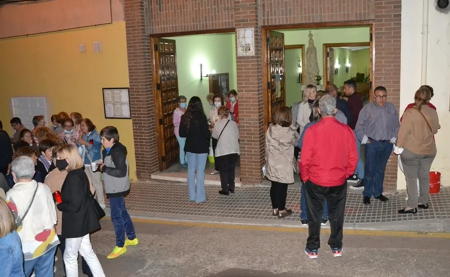 Foto 5 - La Virgen de F&aacute;tima retorna a las calles en una fant&aacute;stica velada
