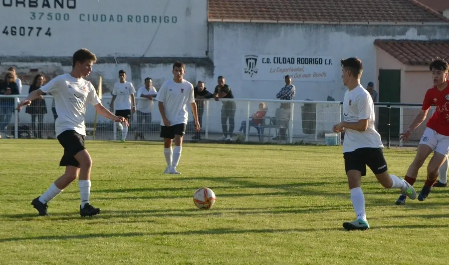 Foto 9 - #M [14|15 MAY] La victoria del Benjam&iacute;n del III Columnas abre el &uacute;ltimo finde deportivo en Mir&oacute;briga