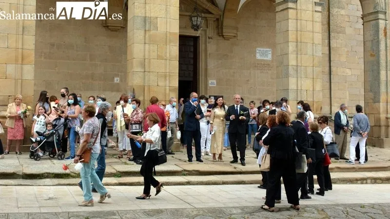 En la celebración se repartieron los panecitos de San Rita