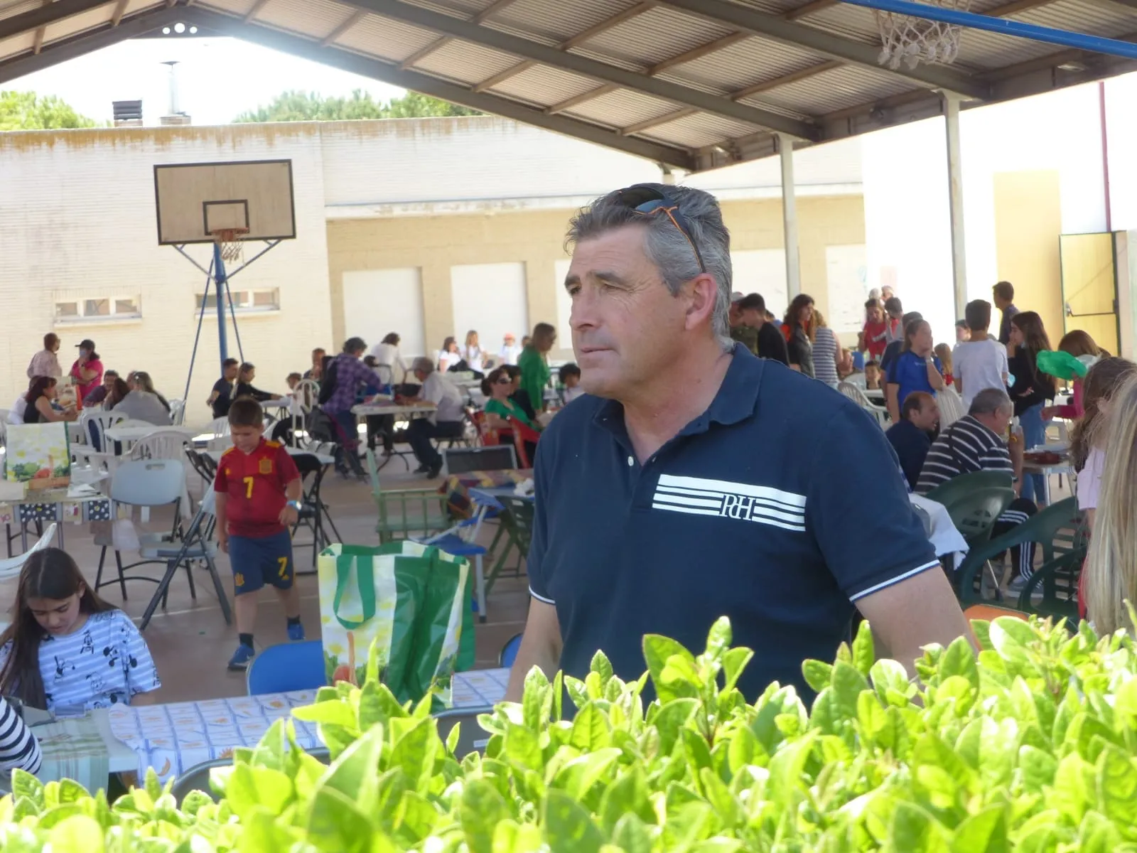 Villoria organizaba este domingo una marcha solidaria y una paellada en favor de Acciòn Verapaz