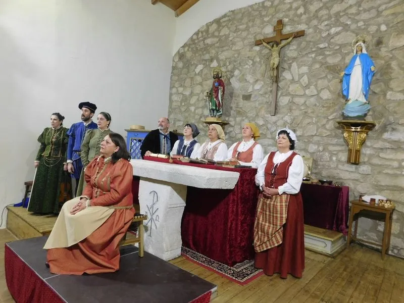Representación de 'Buscando a Nebrija' en la iglesia parroquial de El Arco
