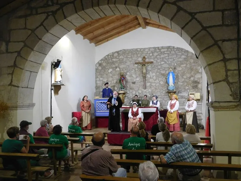 Representación de 'Buscando a Nebrija' en la iglesia parroquial de El Arco