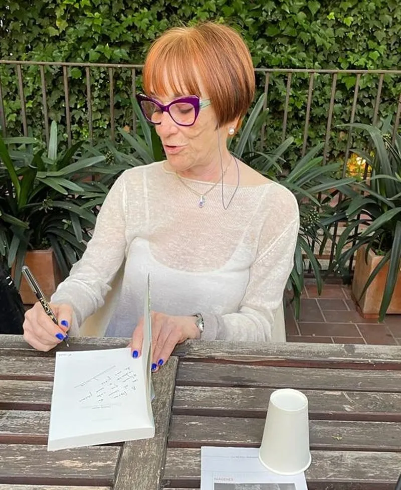 Julia Soria, autora de 'Campos azules', su primera novela, que llega a la edad de 73 años