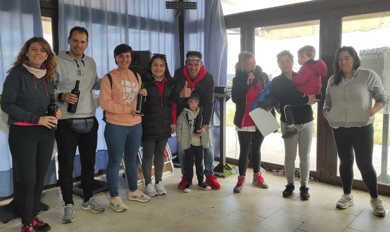 Foto 6 - El III Columnas re&uacute;ne a m&aacute;s de 200 personas en su recuperada fiesta anual