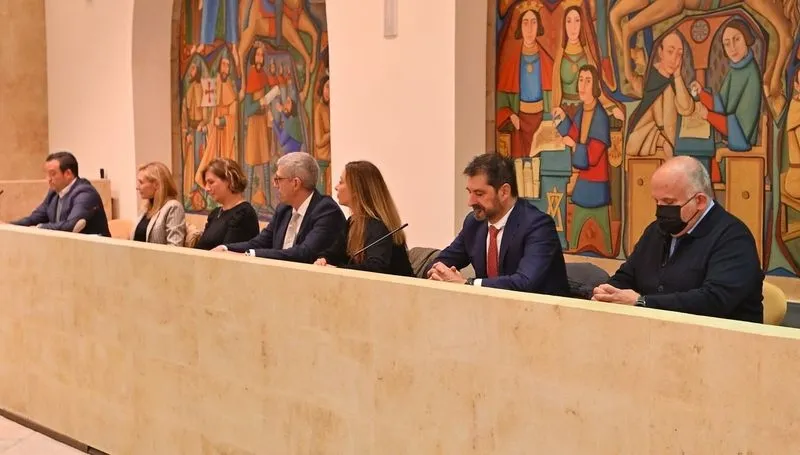 Asistentes a la reunión celebrada este martes entre Ayuntamiento de Salamanca y Asociación de Hostelería