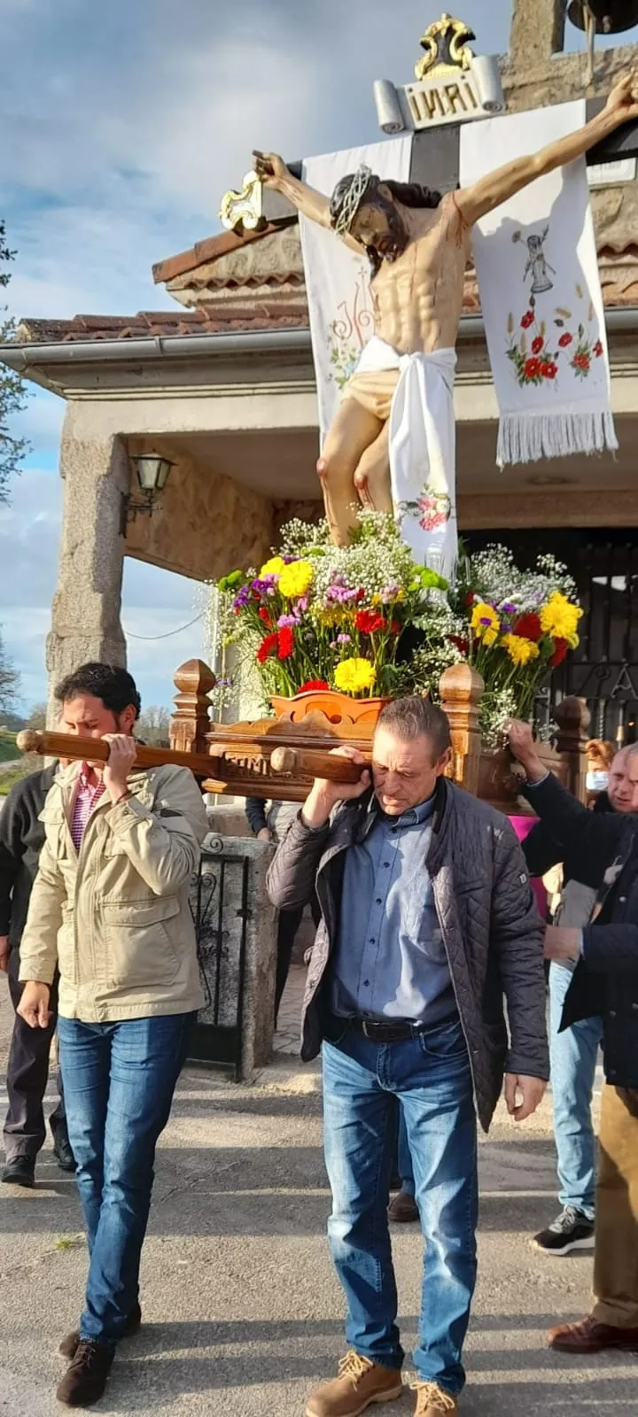 Foto 10 - Casillas de Flores concluye sus fiestas de la Santa Cruz tras tres intensas jornadas