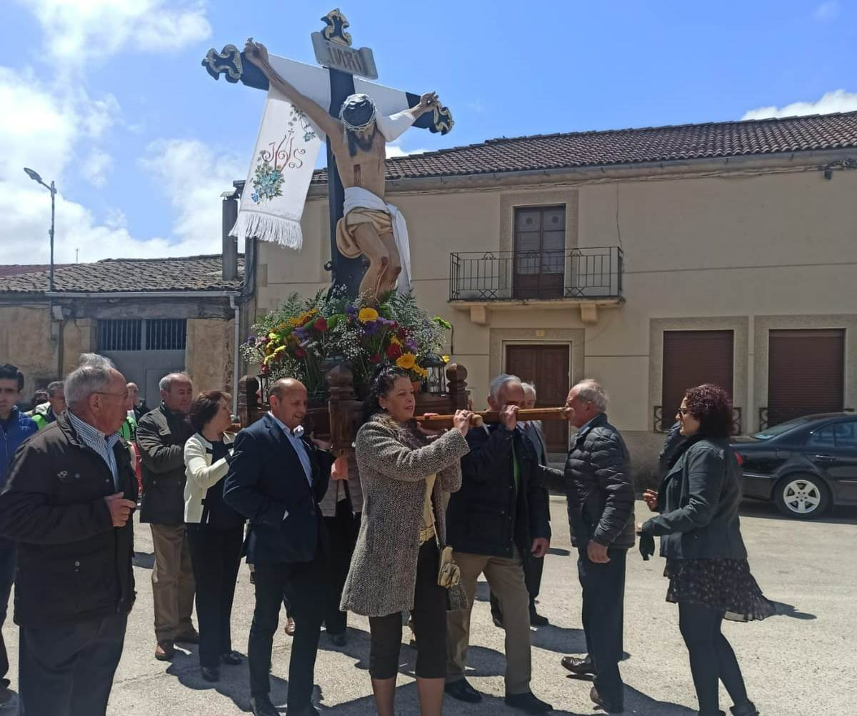 Foto 2 - Casillas de Flores concluye sus fiestas de la Santa Cruz tras tres intensas jornadas
