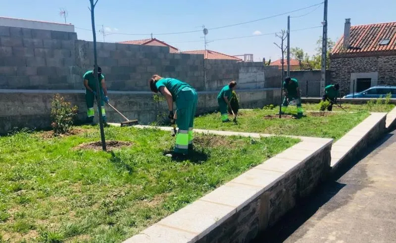Foto 2 - Doce alumnos toman parte en la AFE sobre jardiner&iacute;a &lsquo;Campo de Arga&ntilde;&aacute;n&rsquo;
