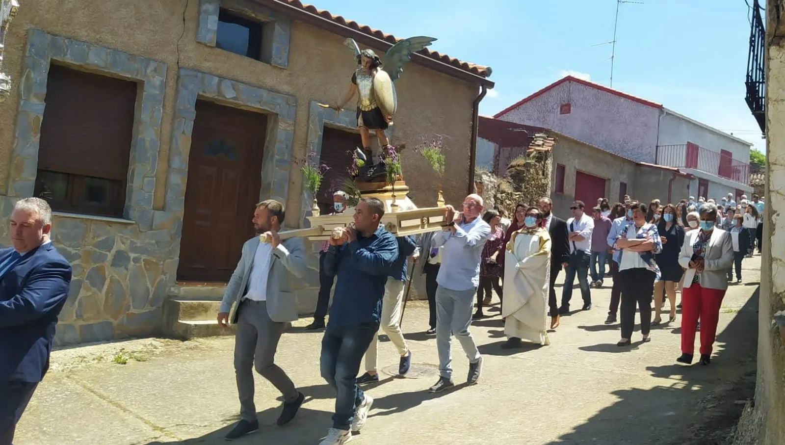 Foto 8 - La Atalaya vive unas fiestas patronales repletas de m&uacute;sica