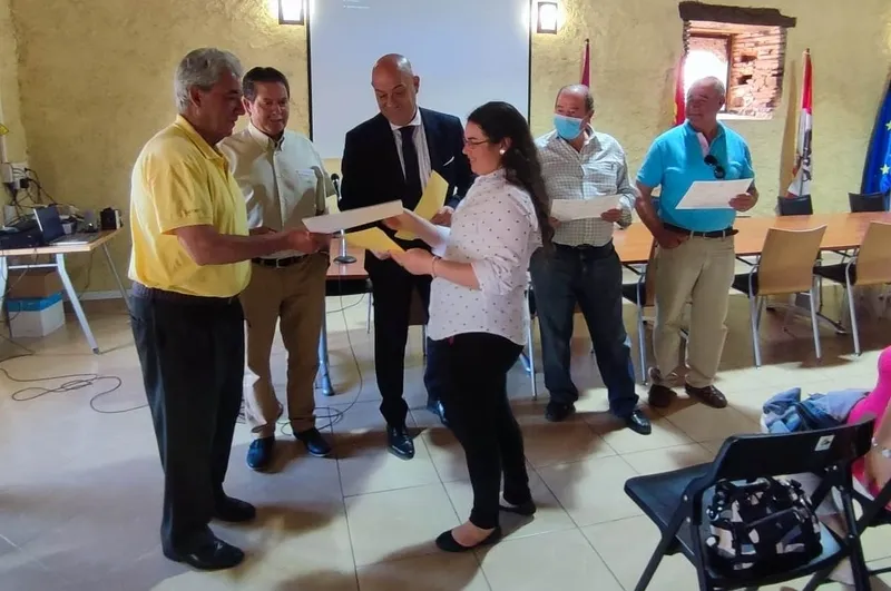 Foto 6 - Los 8 alumnos del programa &lsquo;Residencias en Alto &Aacute;gueda&rsquo; finalizan su formaci&oacute;n