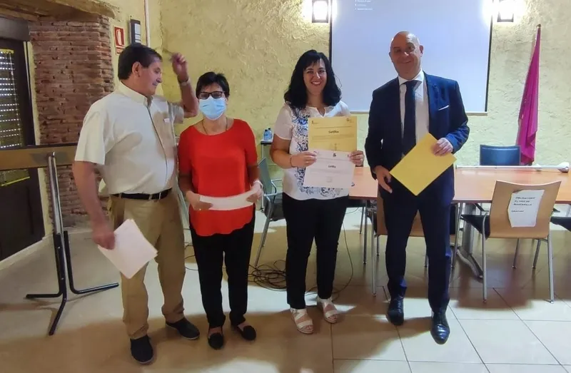 Foto 2 - Los 8 alumnos del programa &lsquo;Residencias en Alto &Aacute;gueda&rsquo; finalizan su formaci&oacute;n