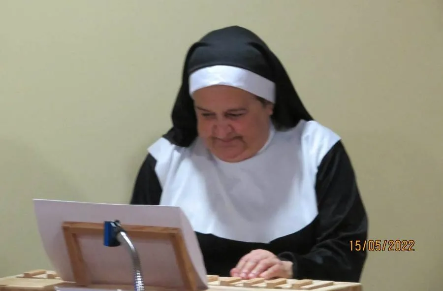 Foto 8 - Gran acogida a la nueva Asociaci&oacute;n Damajuanas de Fuenteguinaldo