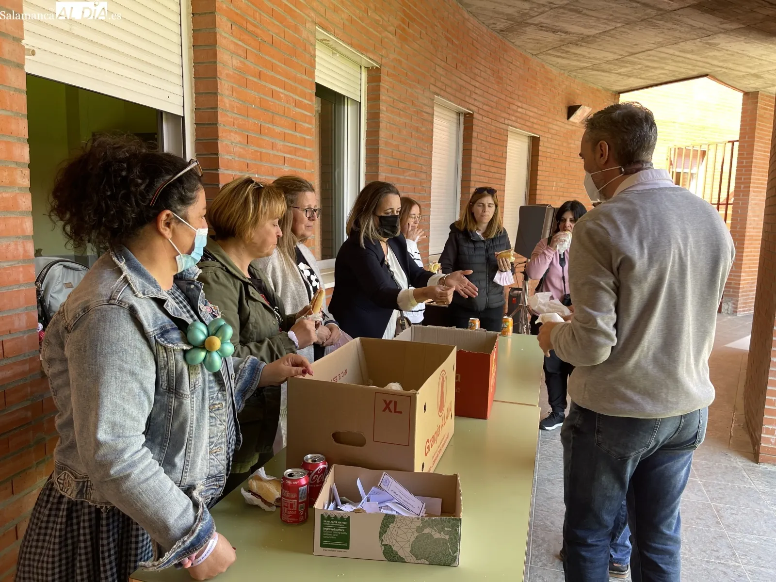 Foto 3 - El IES Senara de Babilafuente celebra junto a docentes y alumnos su XXV aniversario