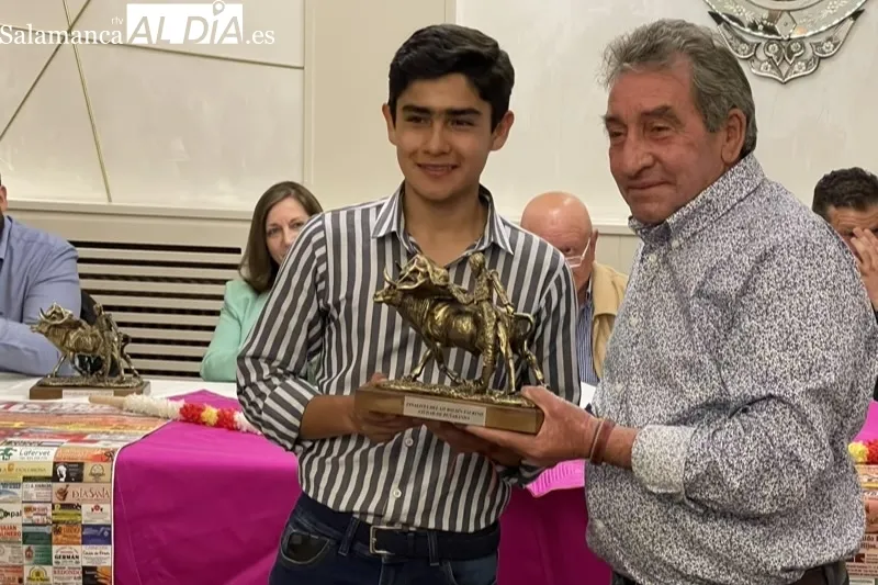 Foto 6 - Nek Romero, de la escuela valenciana, brilla y se alza con el triunfo en el XI Bols&iacute;n Taurino de Pe&ntilde;aranda
