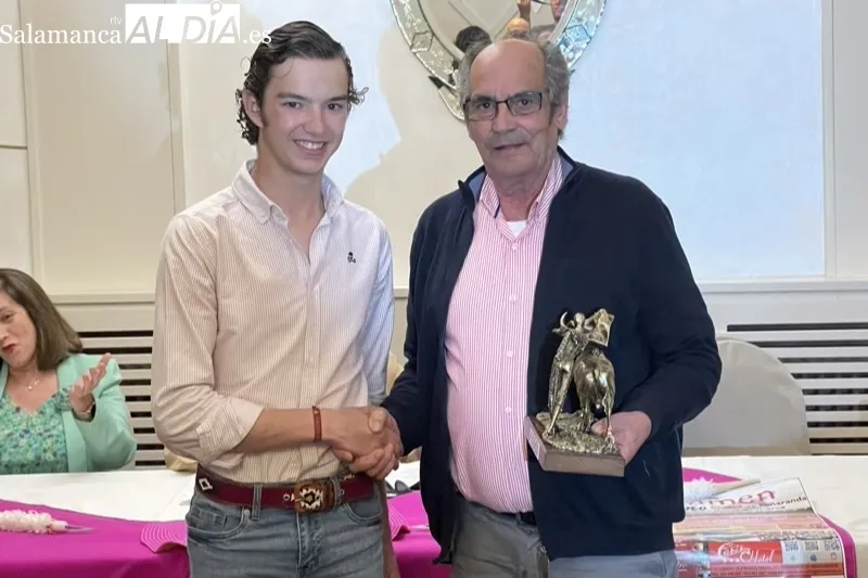 Foto 7 - Nek Romero, de la escuela valenciana, brilla y se alza con el triunfo en el XI Bols&iacute;n Taurino de Pe&ntilde;aranda