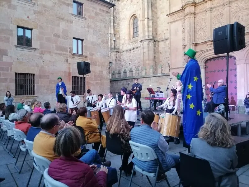 Foto 6 - Salamanca se ilumina por la Semana de Europa