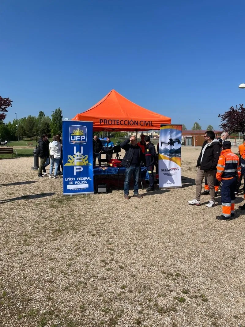 Foto 2 - Fuerzas de seguridad de la provincia Salamanca se forman en el manejo de drones