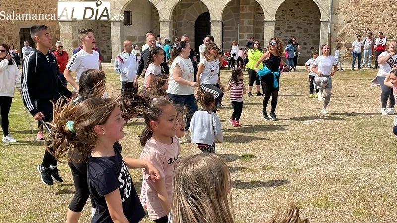Foto 7 - El Colegio Santa Isabel disfruta de un gran d&iacute;a de convivencia y familia