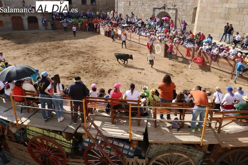 Arrancan las fiestas del Noveno en San Felices de los Gallegos / CORRAL 