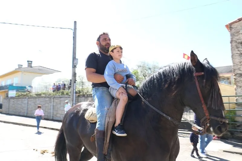 Primer encierro de las fiestas del Noveno en San Felices de los Gallegos / CORRAL 