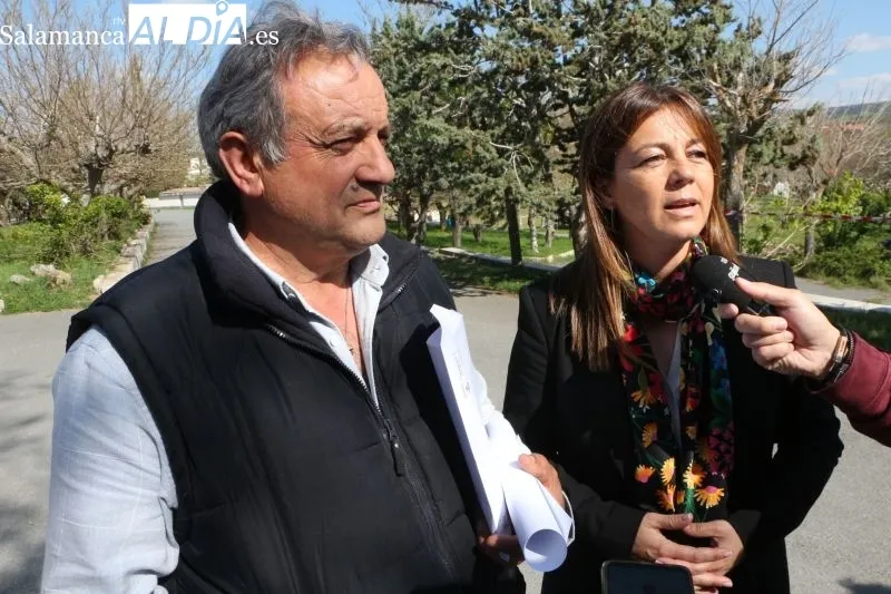 Foto 2 - Los refugiados ucranianos en Armenteros reciben la donaci&oacute;n del Lunes de Aguas Solidario de Guijuelo