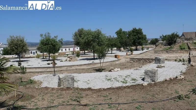Clausura del taller de empleo de jardinería en Villarino de los Aires / CORRAL