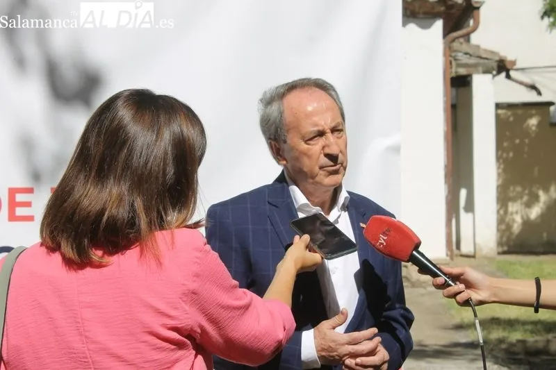 Foto 2 - Los alumnos de Cruz Roja clausuran el curso