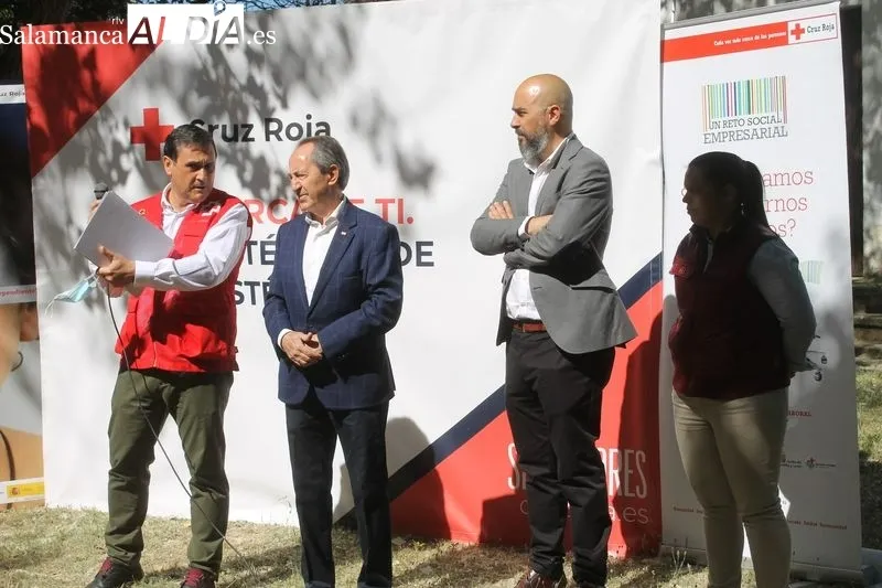 Foto 6 - Los alumnos de Cruz Roja clausuran el curso
