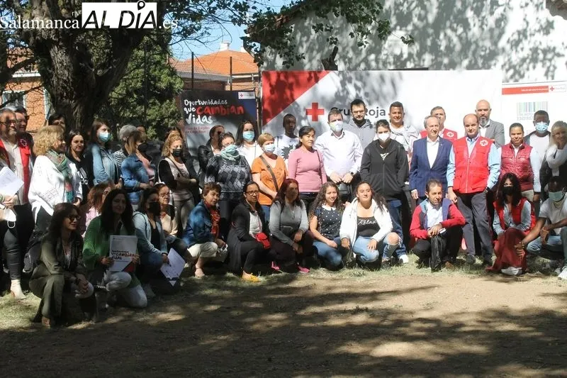 Foto 13 - Los alumnos de Cruz Roja clausuran el curso