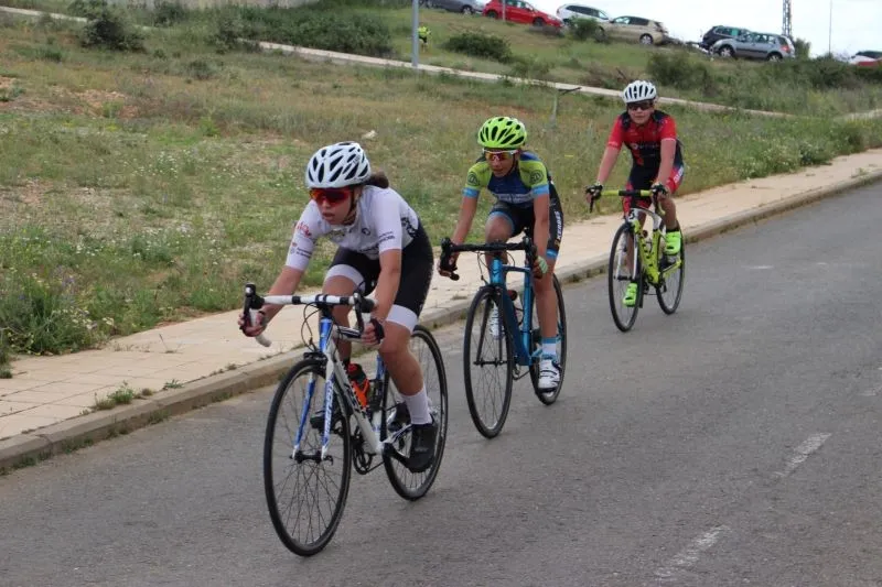 Foto 3 - Guijuelo acoge un nuevo y entretenido Trofeo de Escuelas de Ciclismo