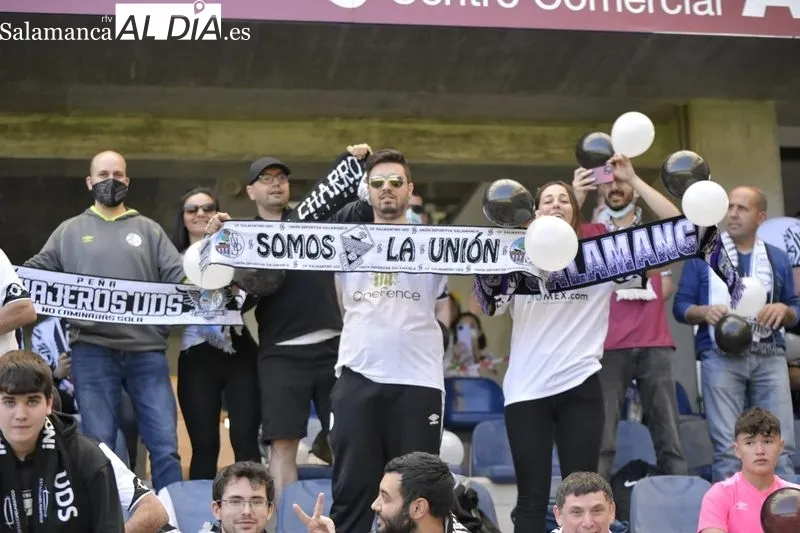 Galería de público en el Pontevedra - Salamanca UDS