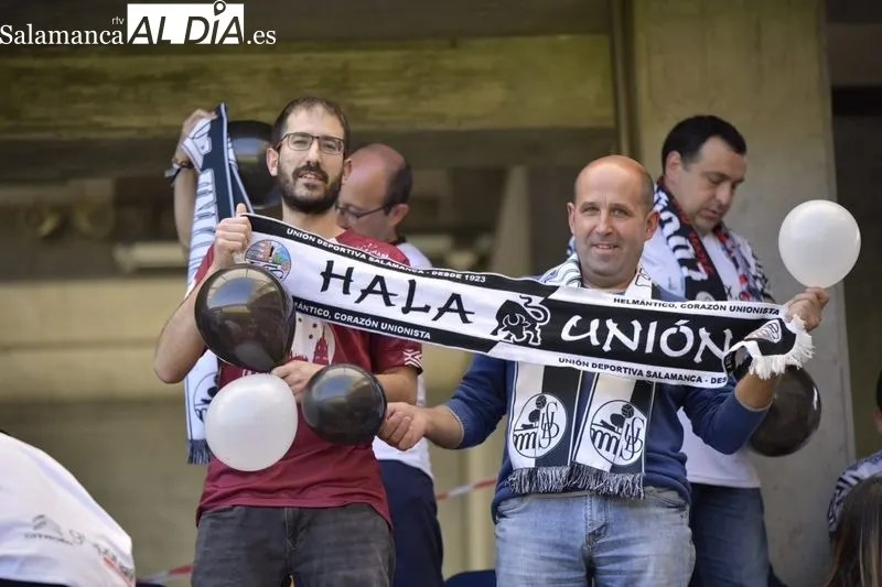 Galería de público en el Pontevedra - Salamanca UDS