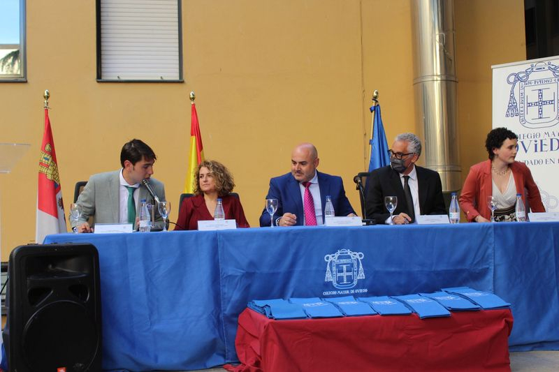 Acto de clausura del curso en el Colegio Mayor de Oviedo