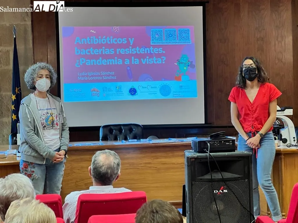 Foto 6 - Los albenses conocen m&aacute;s sobre los antibi&oacute;ticos y las bacterias resistentes