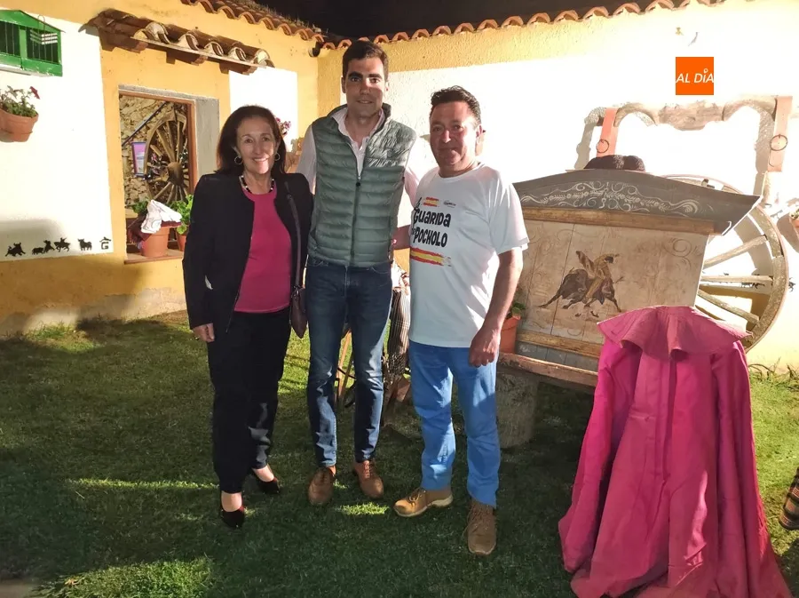 Foto 2 - Primer preg&oacute;n de la Pe&ntilde;a &ldquo;La Guarida de Pocholo&rdquo; a cargo del novillero local Juan Antonio P&eacute;rez Pinto