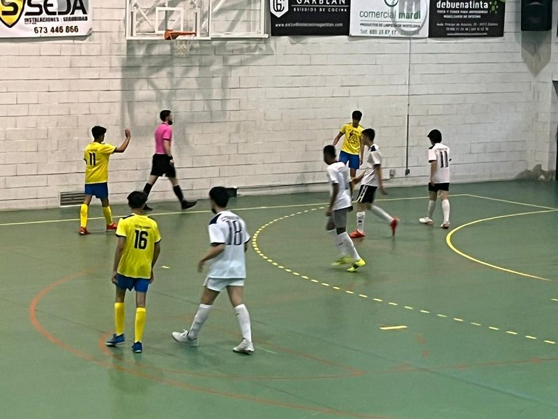 Los infantiles del CD Los Leones de fútbol sala disputarán el autonómico los días 28 y 29 de mayo en León