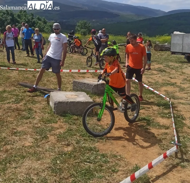 Foto 5 - Cerca de una treintena de ni&ntilde;os demuestran su habilidad 
