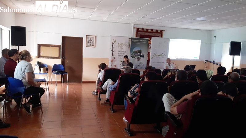 Jornada sobre el cultivo ecológico del Almendro en Villar de Ciervo